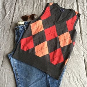 GAP ladies sweater vest.